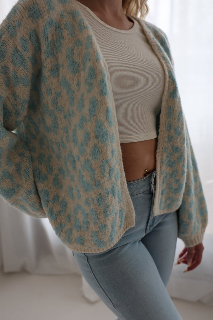 Offener Cardigan mit Leoprint