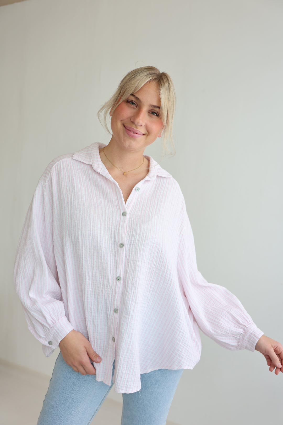 Kurzes Blusenhemd aus Musselin Wide Stripes
