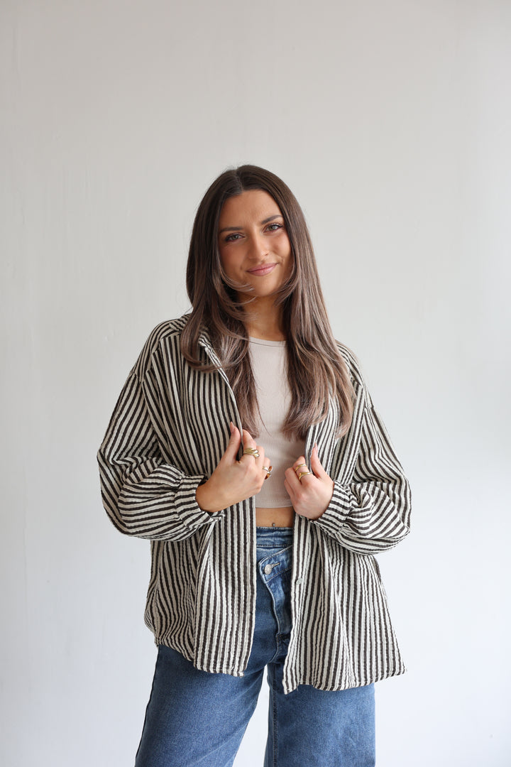 Kurzes Blusenhemd aus Musselin Wide Stripes