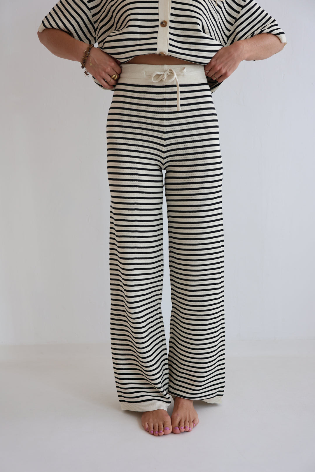 Gestreifte Hose mit Lochstrickmuster Cool Fit