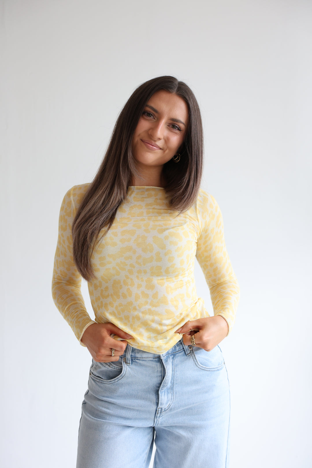 Cashmere Longsleeve mit Leoprint