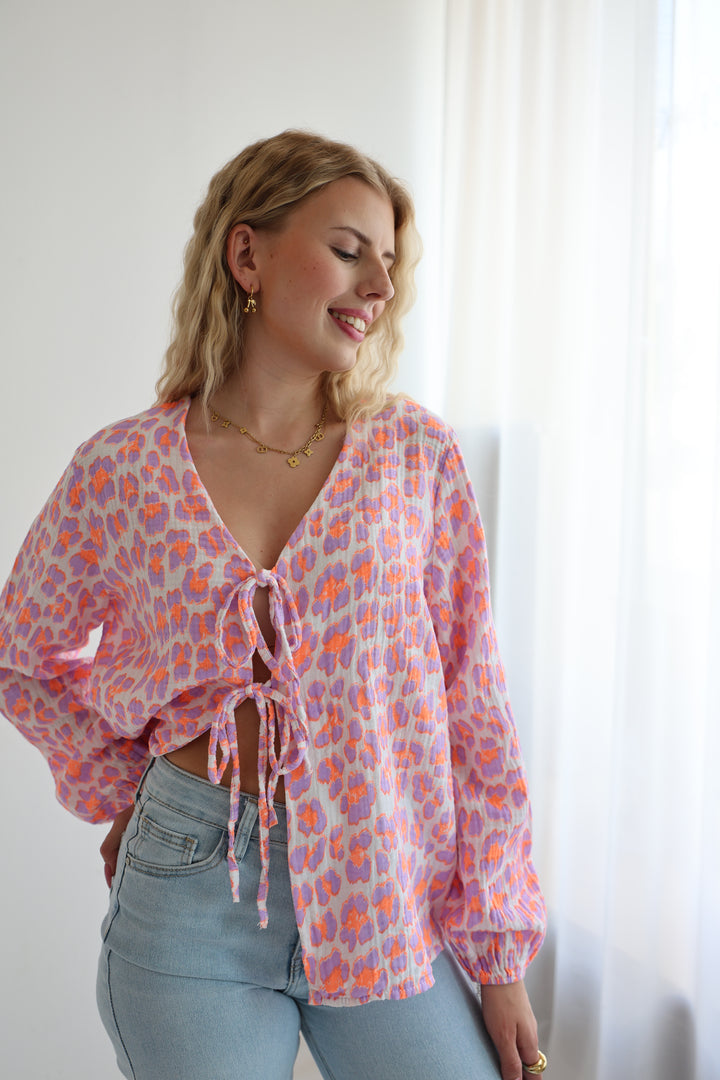 Musselinbluse zum Schnüren mit Leoprint