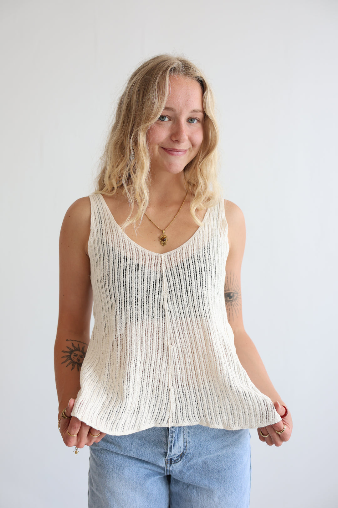 Ribbed Sleeveless V-Neck Top