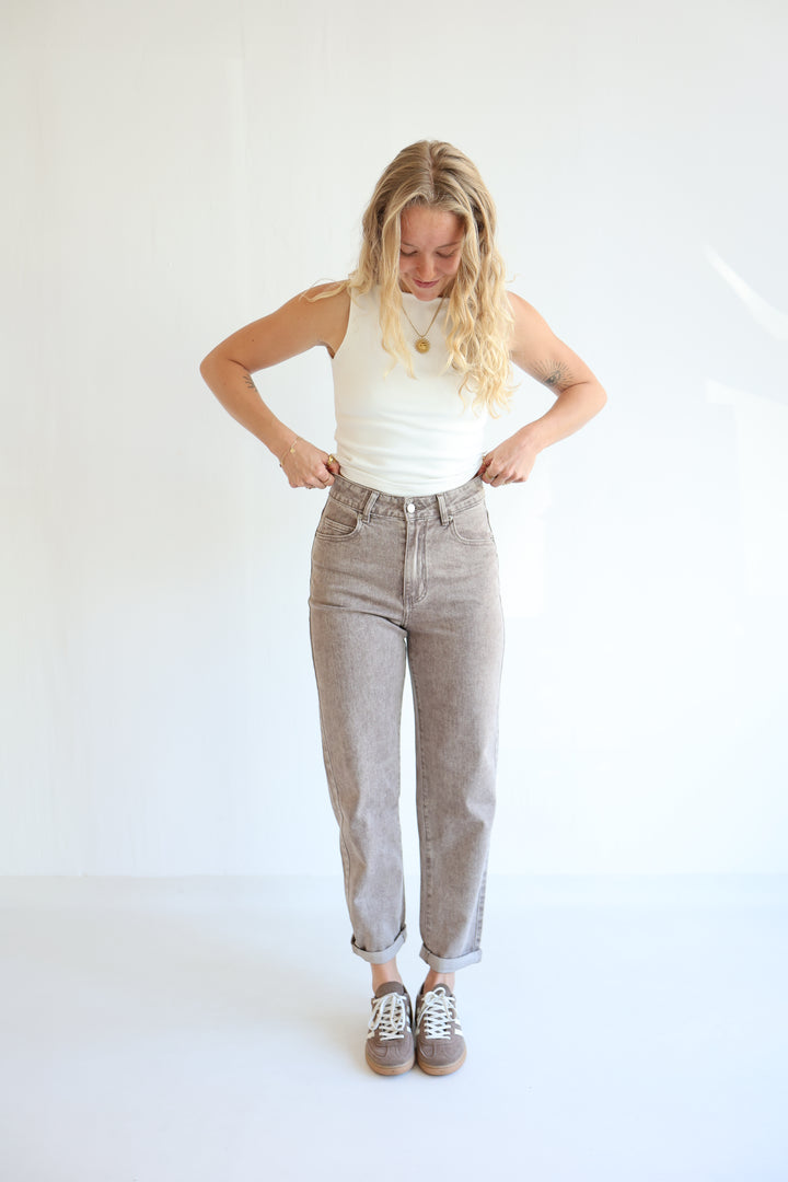 Mom Jeans Mocca Mood