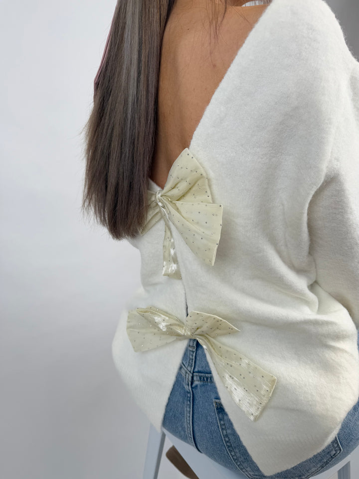 Pullover Cozy Bow Time