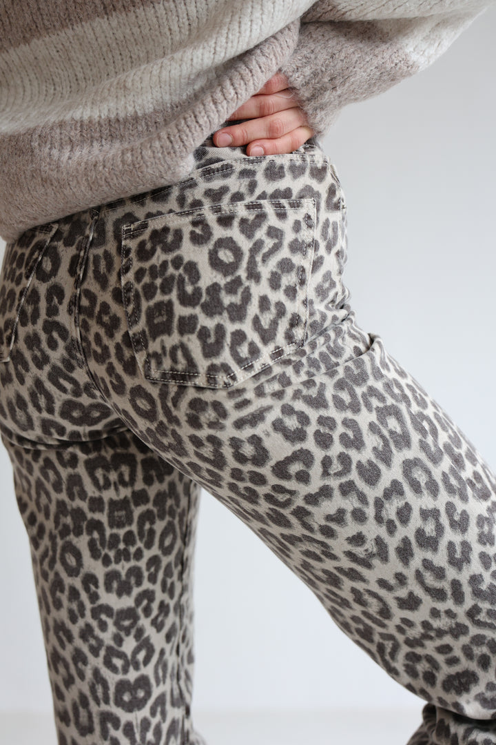 Straight Fit Jeans Leo Love