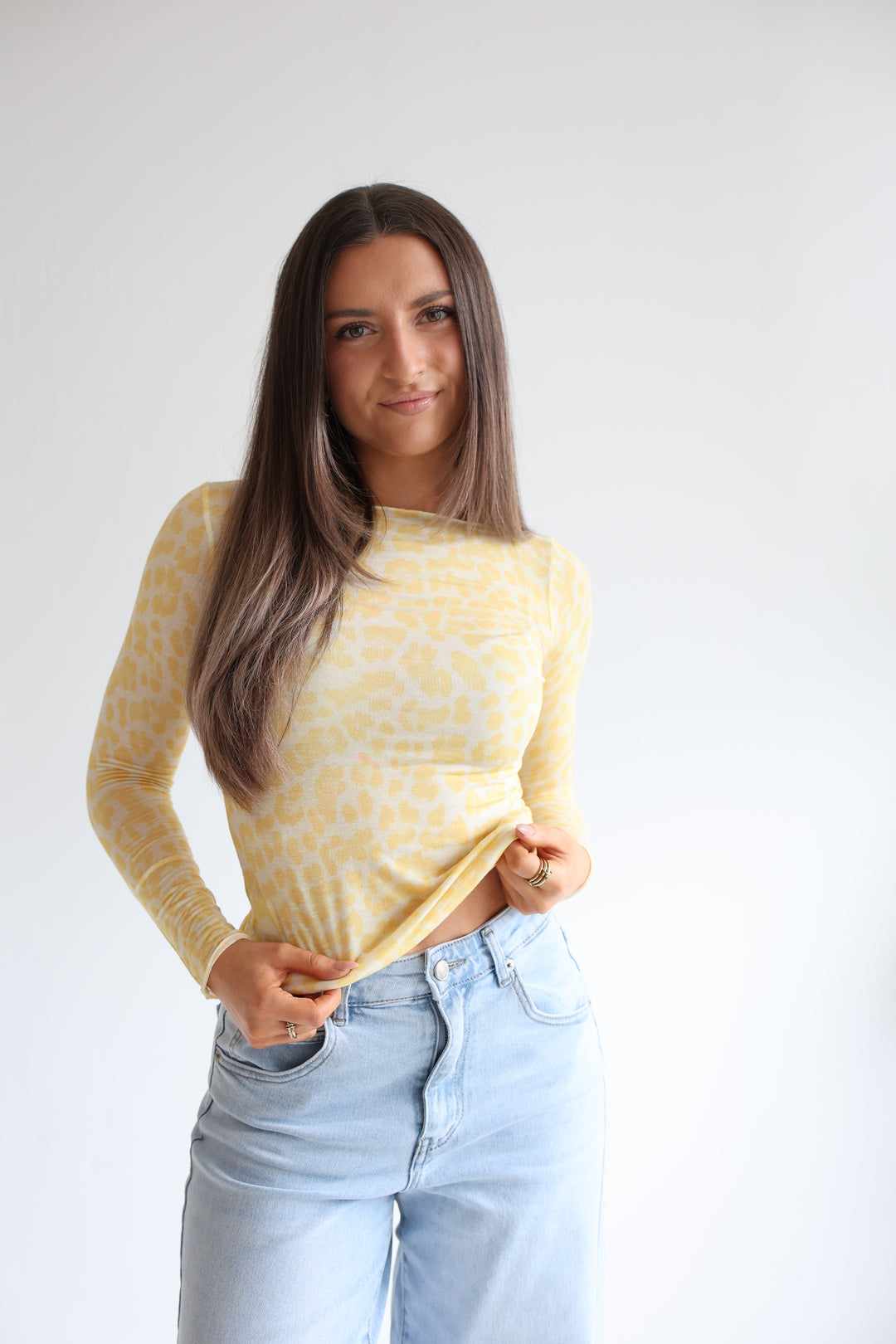 Cashmere Longsleeve mit Leoprint
