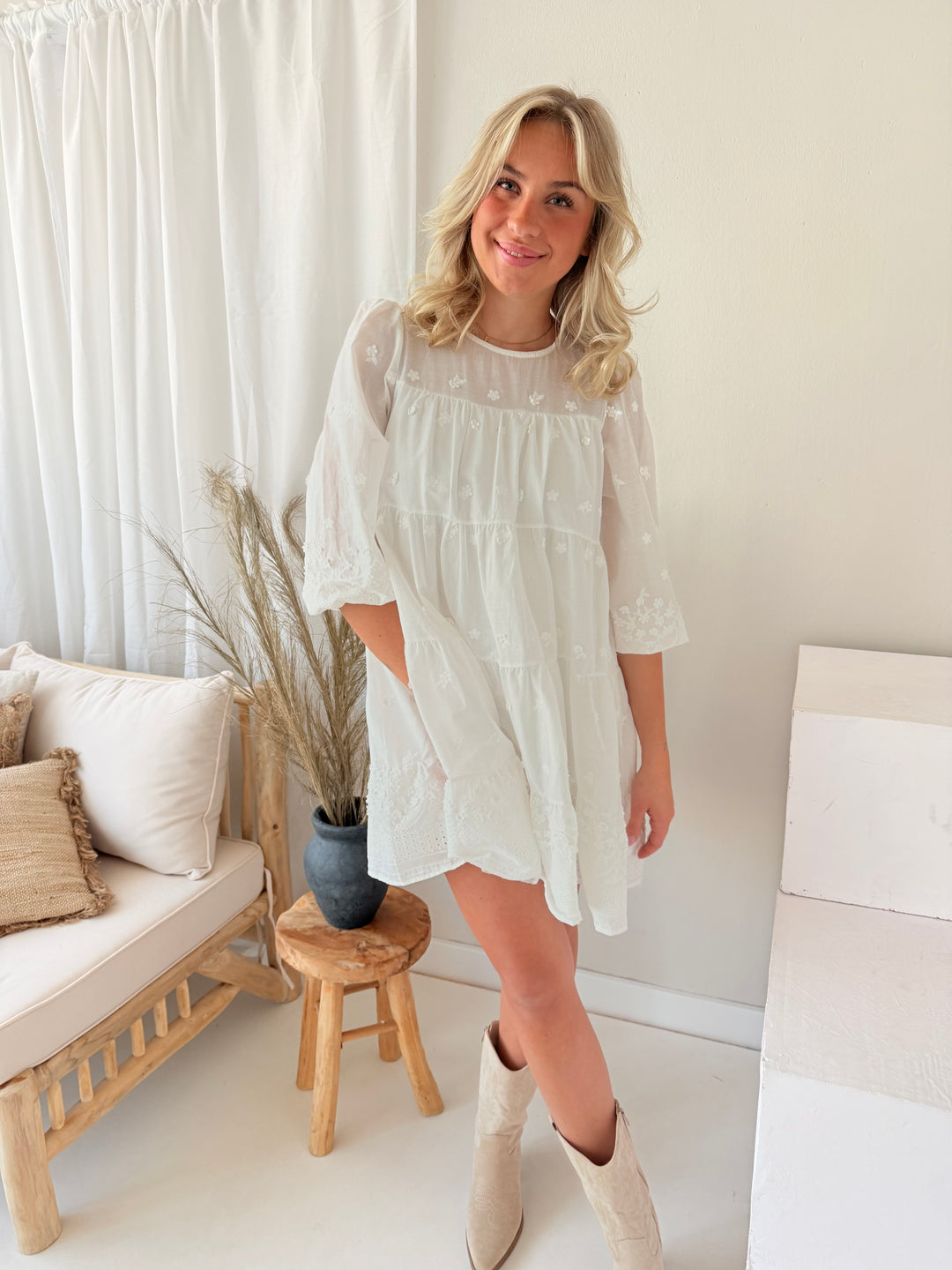 Cottondress mit 3D Blumen Finja