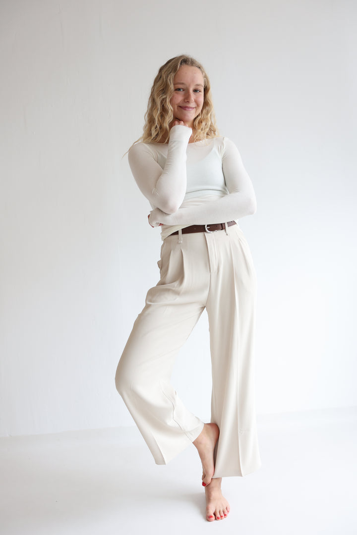 Bundfaltenhose mit Gürtel Anna