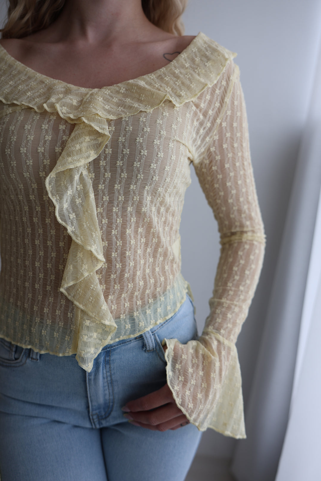 Transparentes Spitzenshirt Emmi
