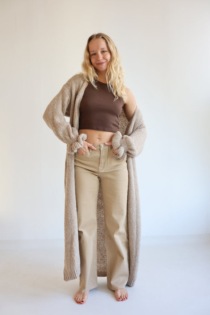 Langer Cardigan mit Rüschenärmeln Clara