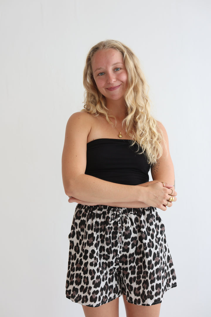 Musselinshorts Timeless Leopard