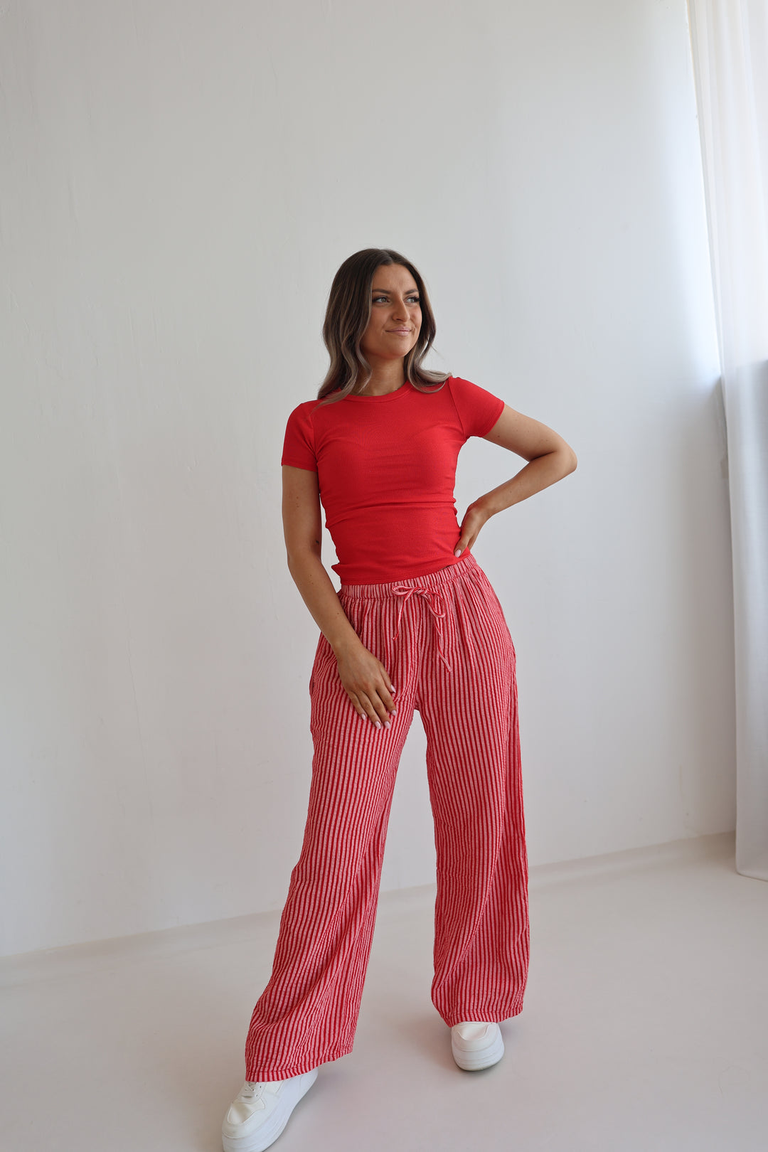 Lange Musselinhose mit Streifen Little Lines