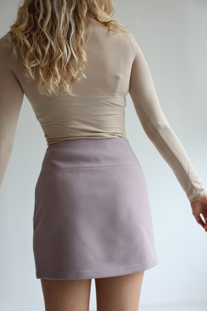 Crossover Hosenrock Lola