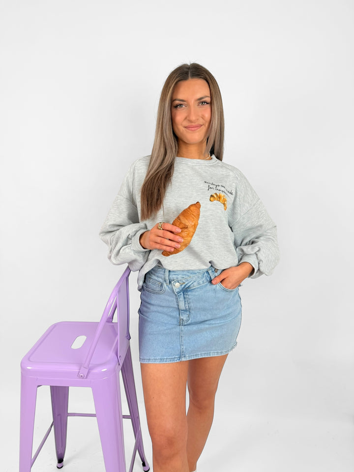 Sweater Sundays are made for Croissants