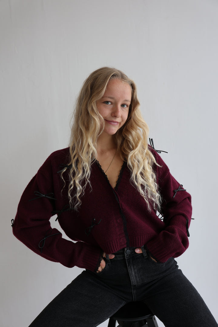 Cardigan Black Bows
