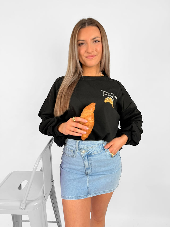 Sweater Sundays are made for Croissants