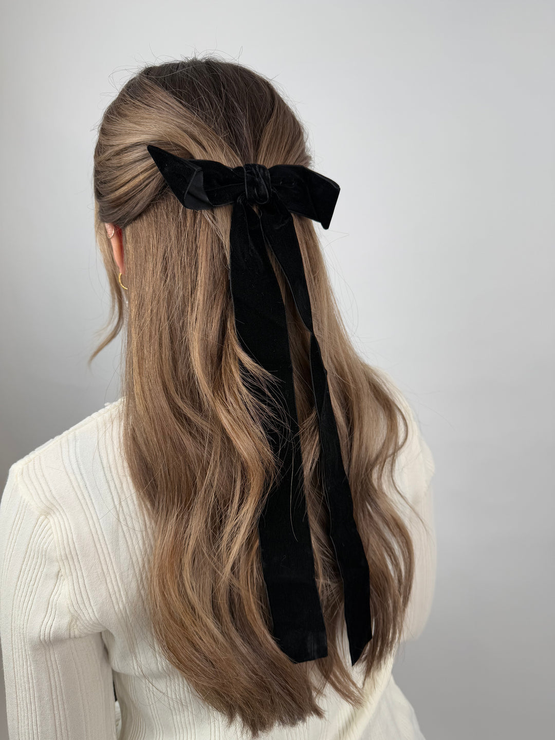 Haarschleife aus Samt Long Bow