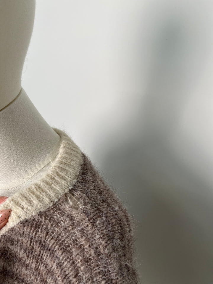 GESTREIFTER CARDIGAN MOODLINE KNIT MOCCA (B-WARE)