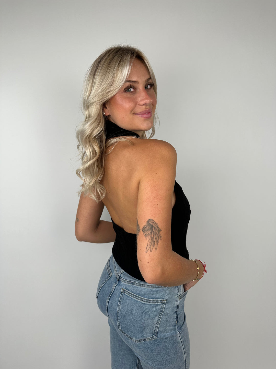 Neckholdertop in Strickoptik