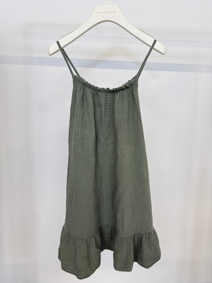 MUSSELINKLEID MIT MINI-VOLANT HAILEY KHAKI (B-WARE)