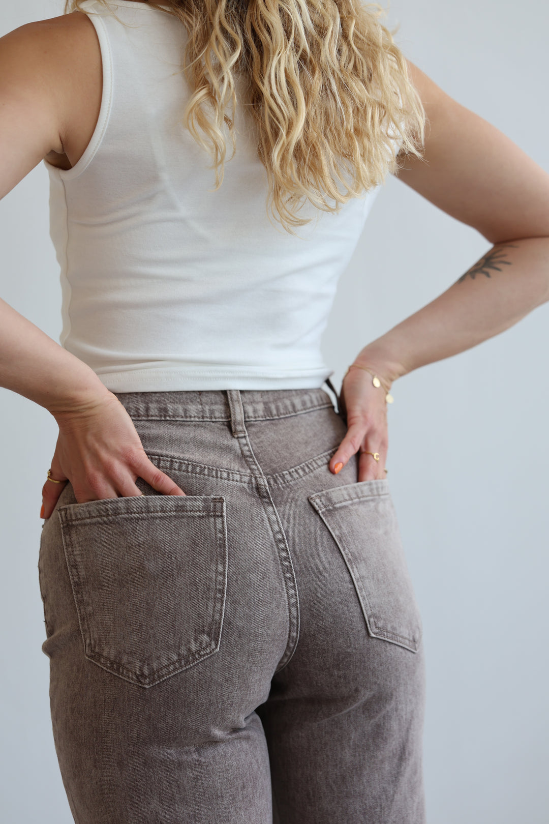 Mom Jeans Mocca Mood