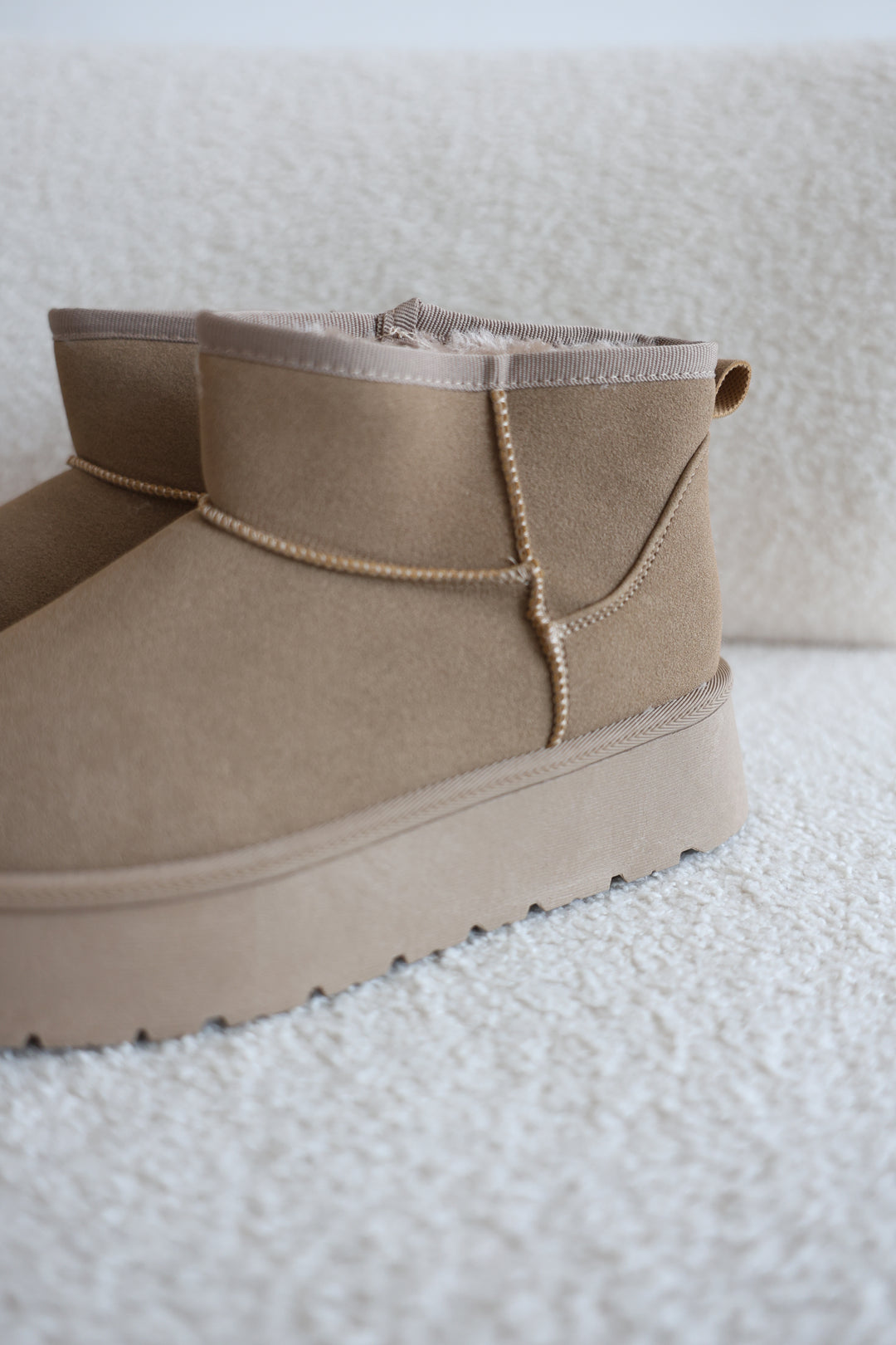 Plateau Boots Mini Classic