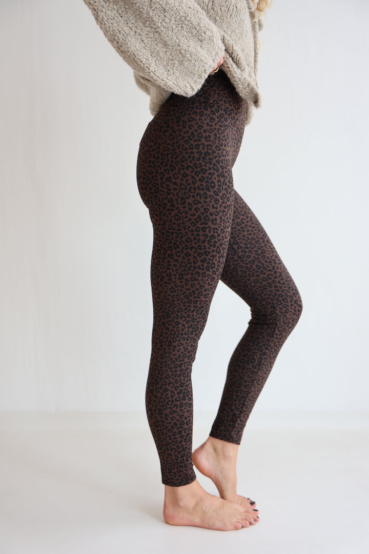 Iconic Leo Leggings