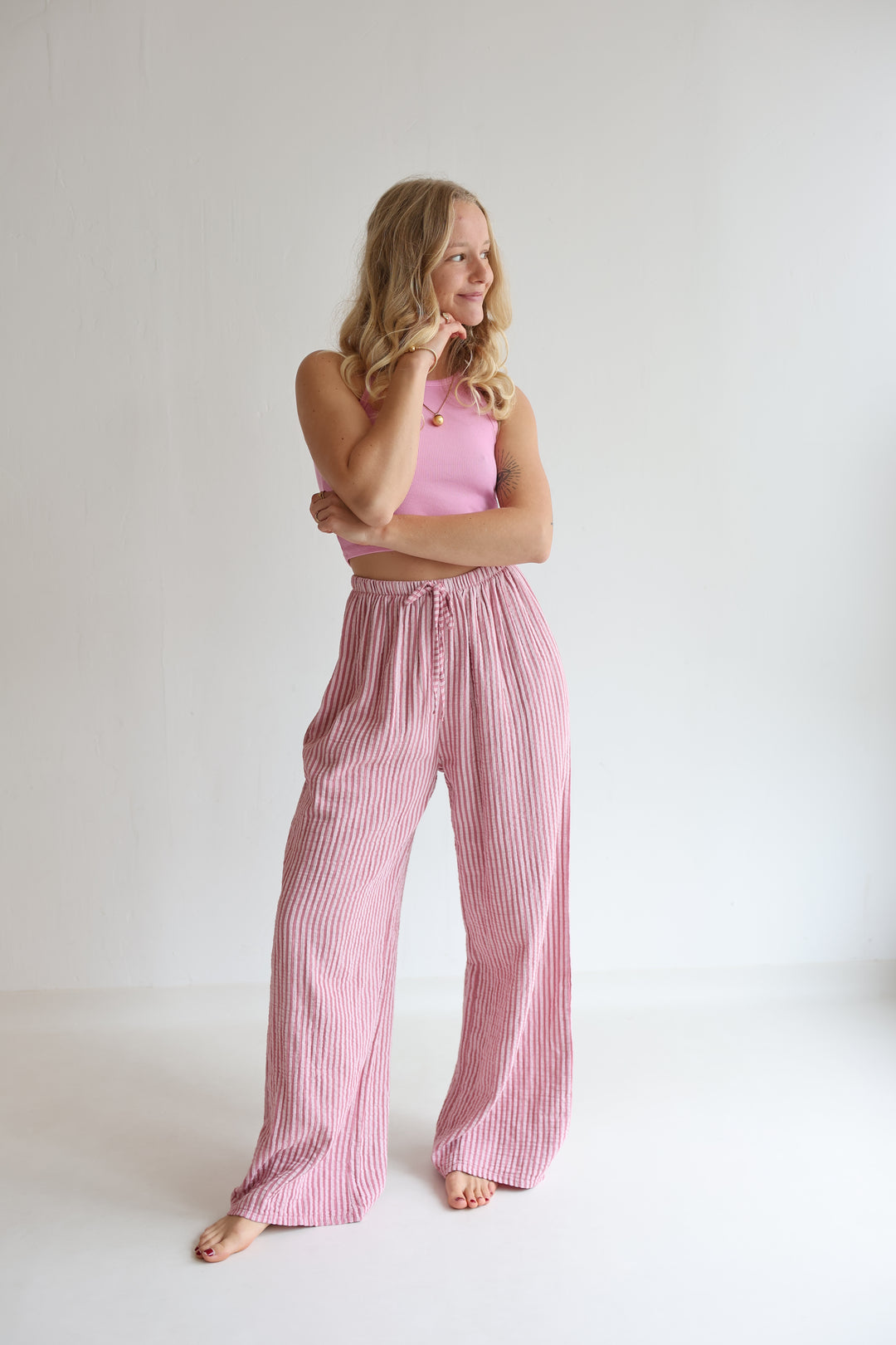 Lange Musselinhose mit Streifen Little Lines