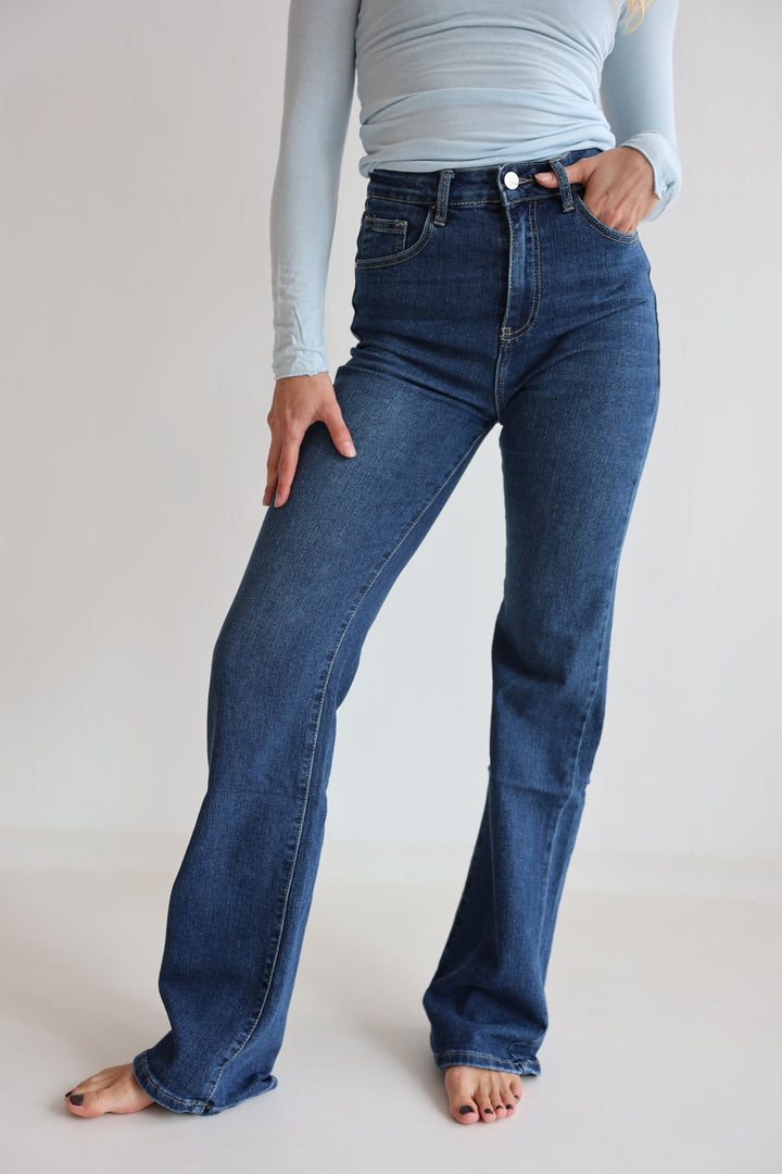 Mila Extra Long Straight Fit Jeans