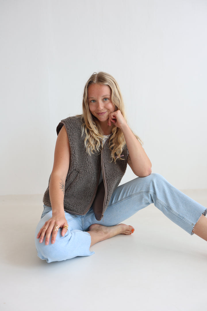 Teddy Zip Vest Namaste