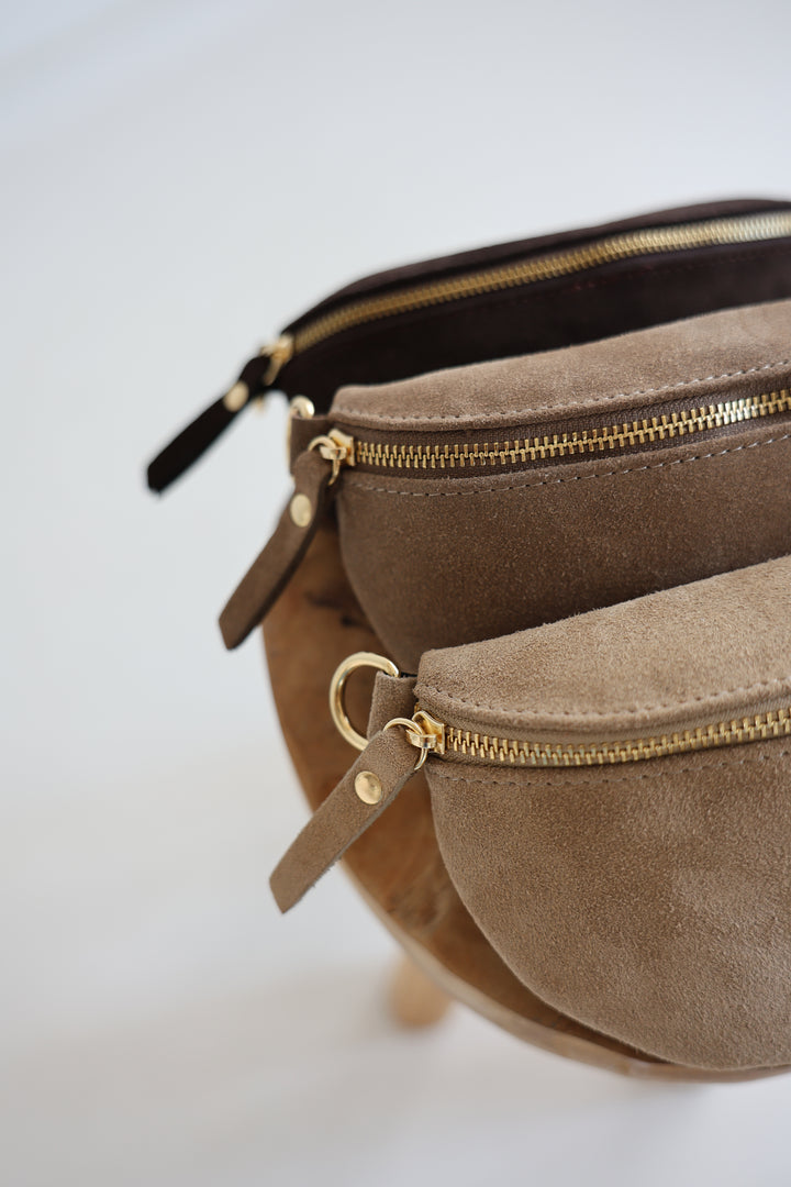 Crossbody Bag Small (Wildleder)