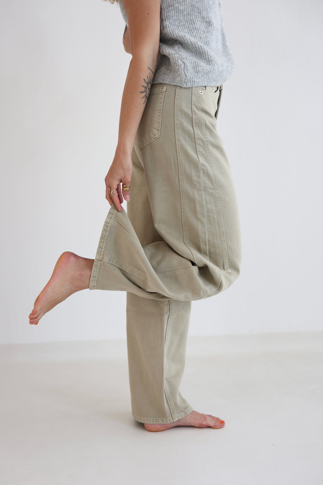 Relaxed Barrel Fit Jeans Juna