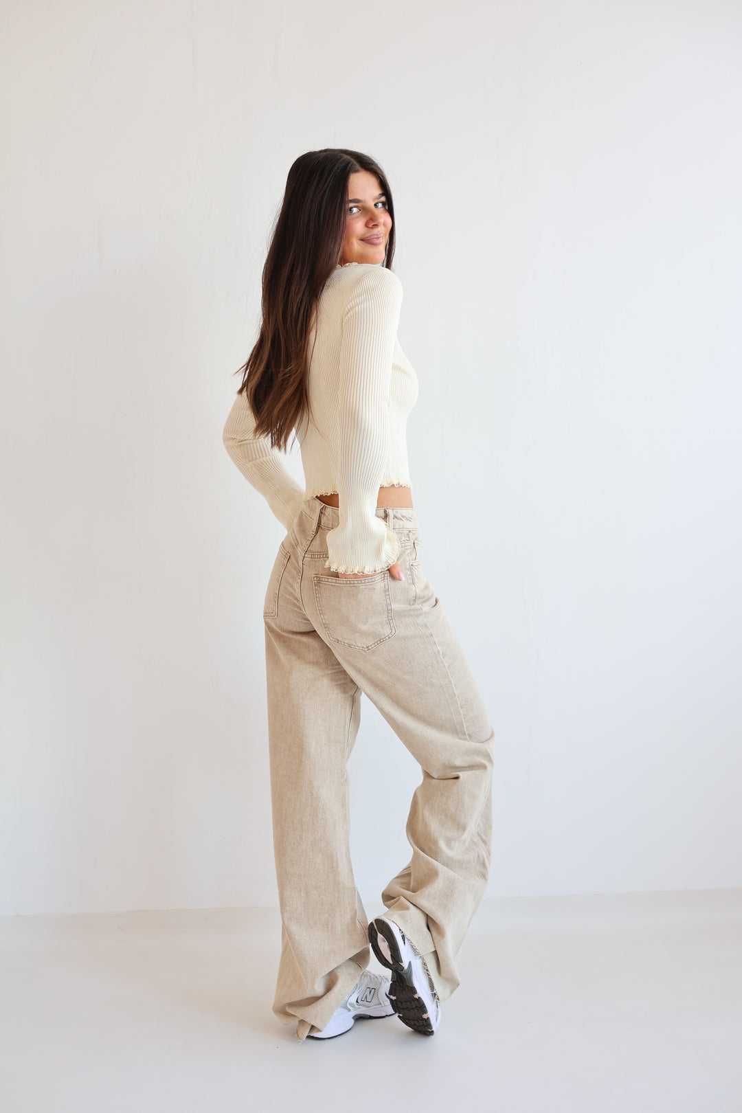 Extra Long Wide Leg Jeans Thessa