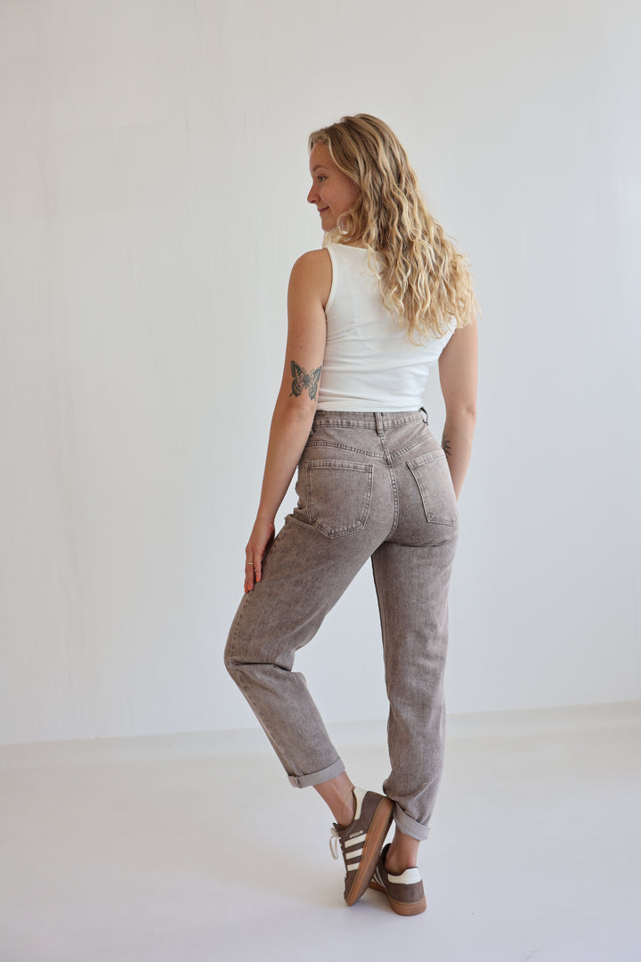 Mom Jeans Mocca Mood