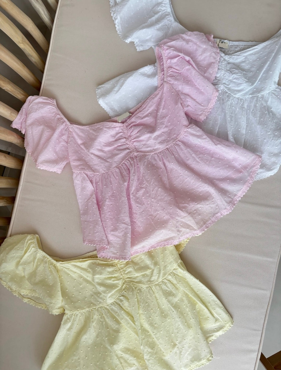 Kurzarm Bluse mit Volant Adele