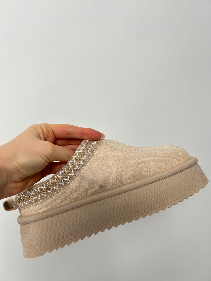 PLATEAU SLIPPER GR.37 CREME (B-WARE)
