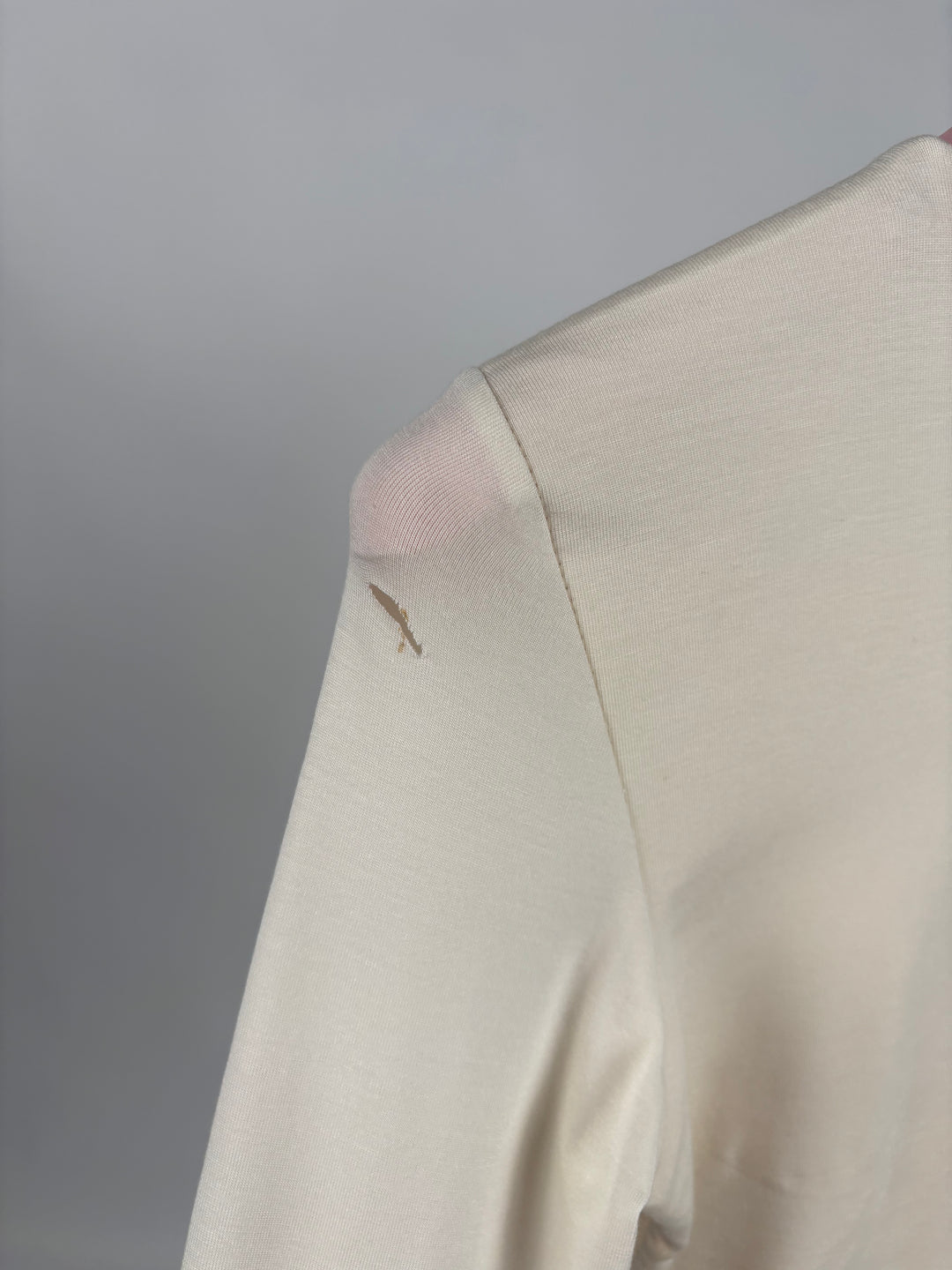 LONGSLEEVE SIMPLY SEAMLESS CREME (B-WARE)