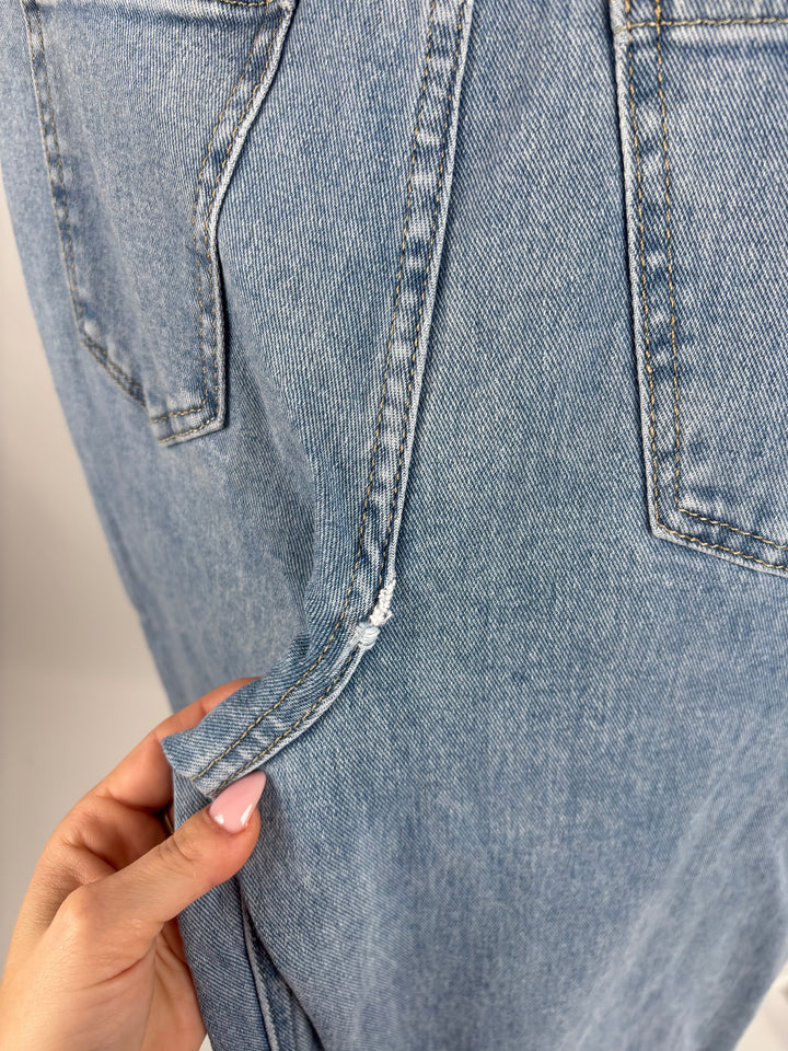 ASYMMETRISCHE STRAIGHT FIT JEANS NOVA GR. 36 (B-WARE)