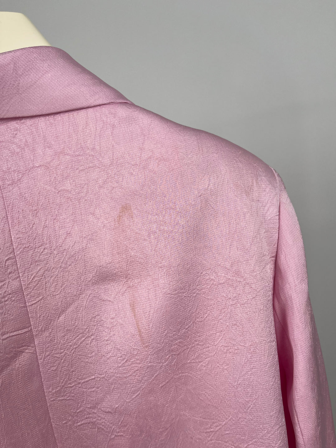 BLAZER IN SATINOPTIK GR. L/40 (B-WARE)