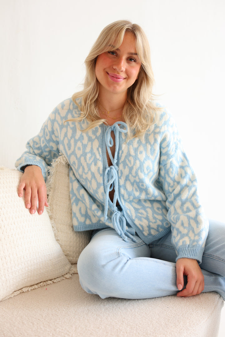 Cardigan zum Binden mit Leoprint Nira
