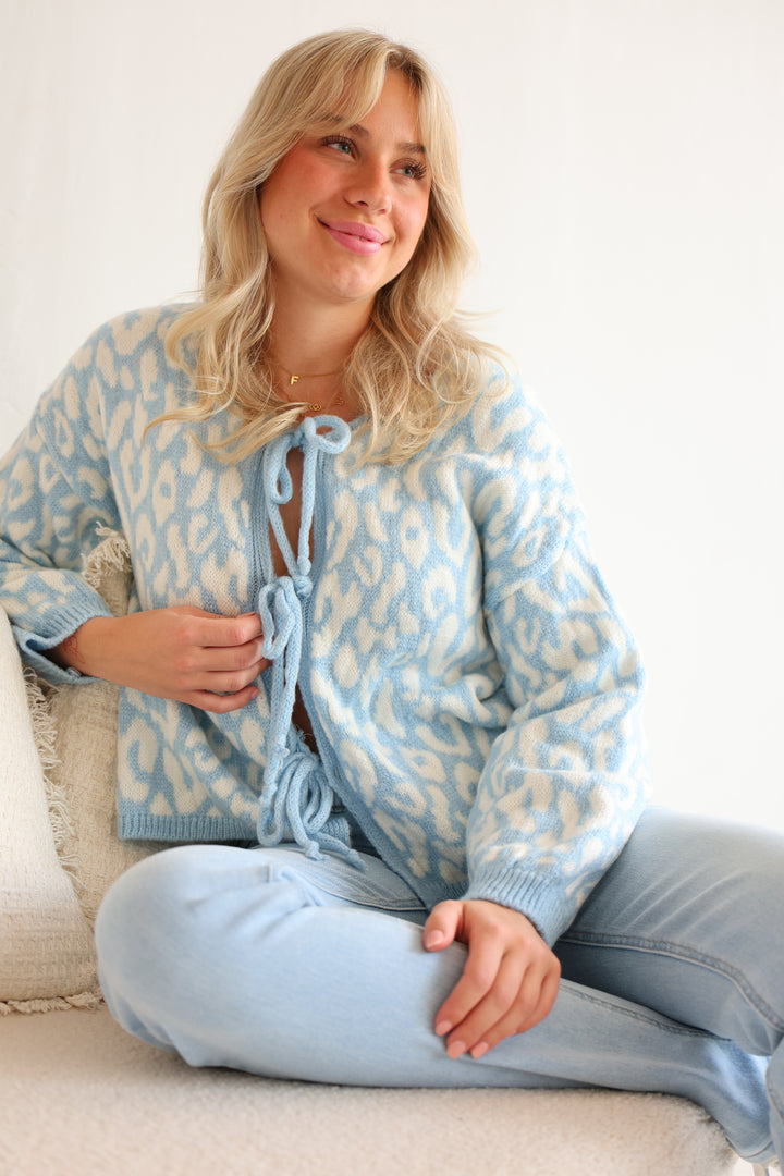Cardigan zum Binden mit Leoprint Nira