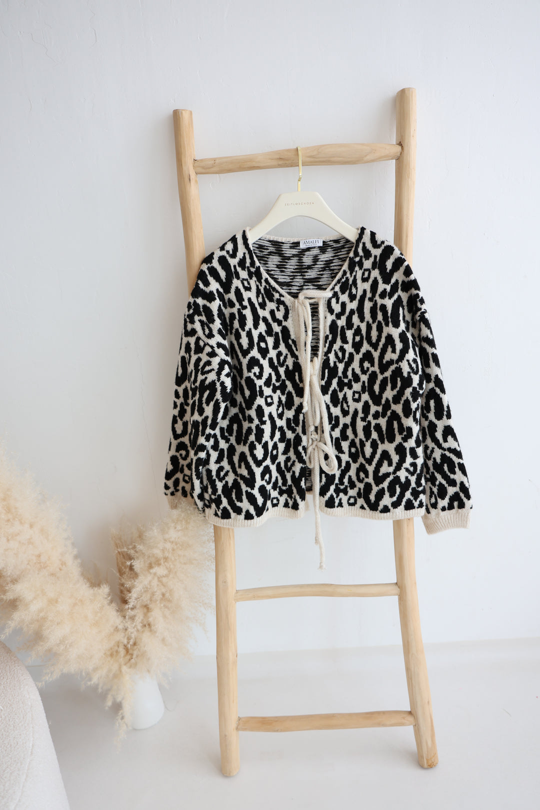 Cardigan zum Binden mit Leoprint Nira