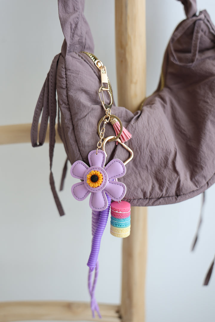 Bagchain Flowers and Macarons