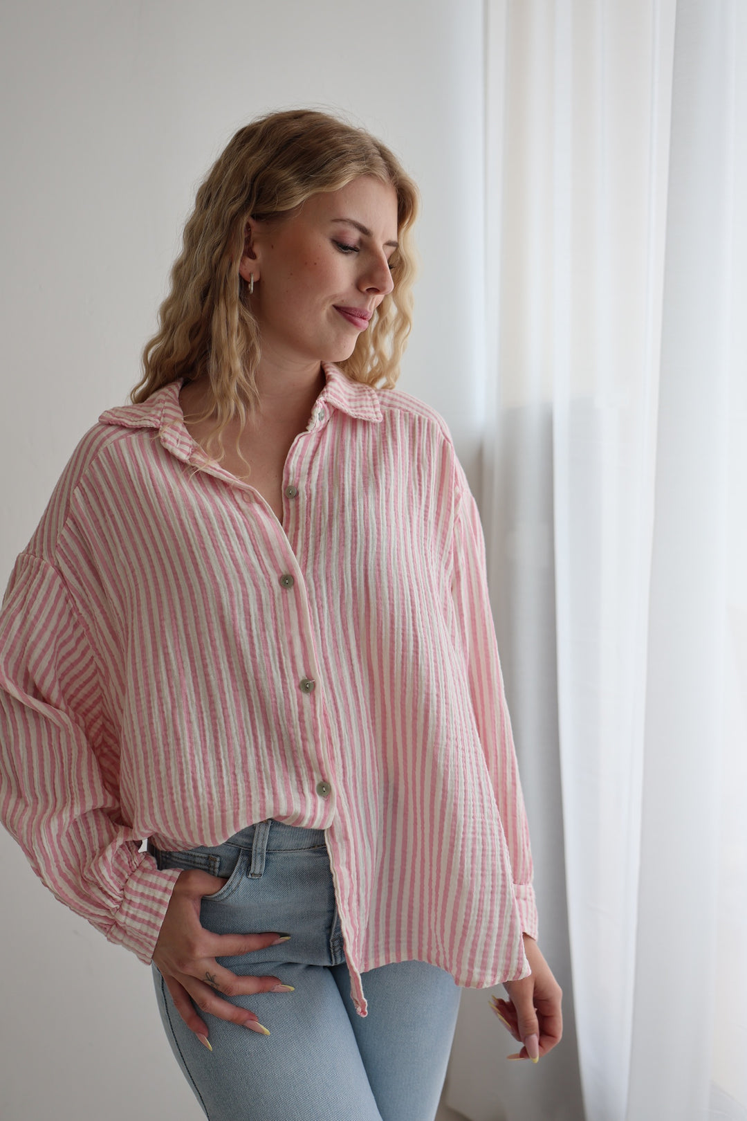Kurzes Blusenhemd aus Musselin Wide Stripes