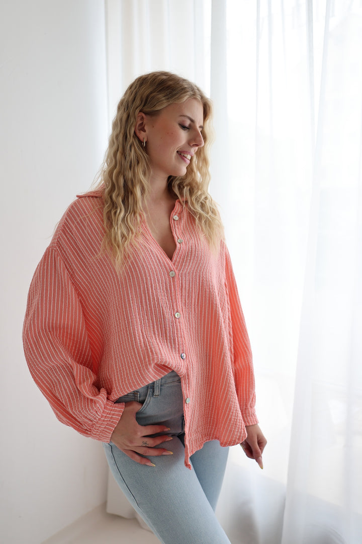 Kurzes Blusenhemd aus Musselin Narrow Stripes