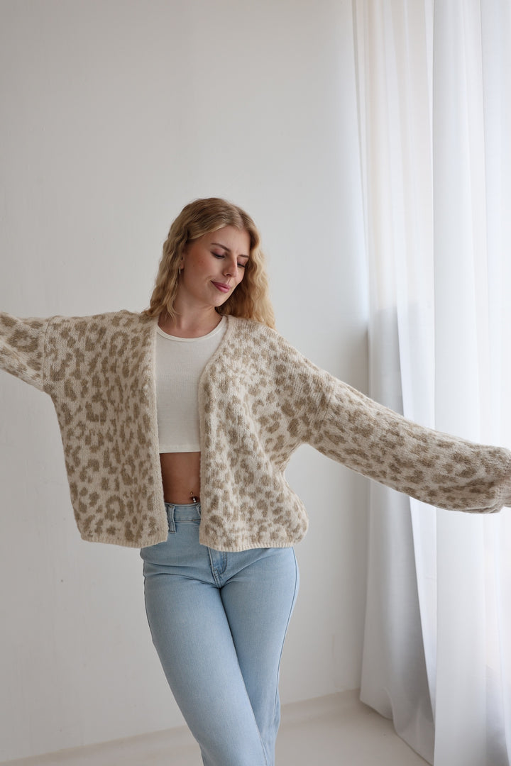 Offener Cardigan mit Leoprint