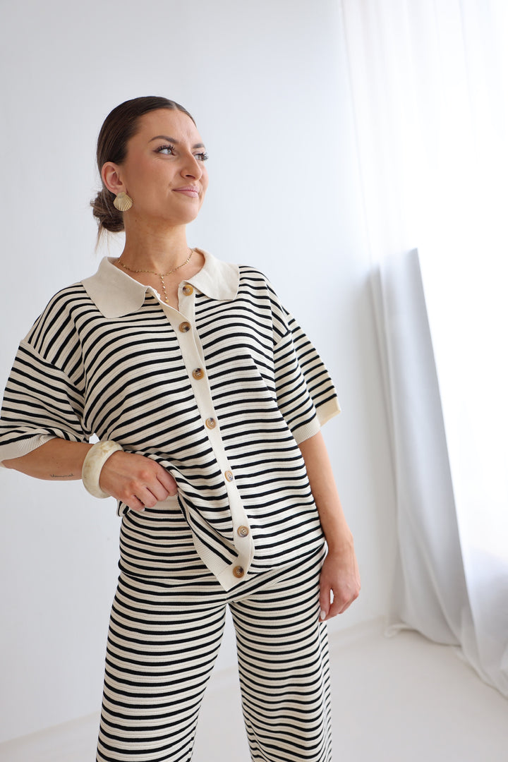 Gestreifter Kurzarm Cardigan mit Lochstrickmuster Cool Fit