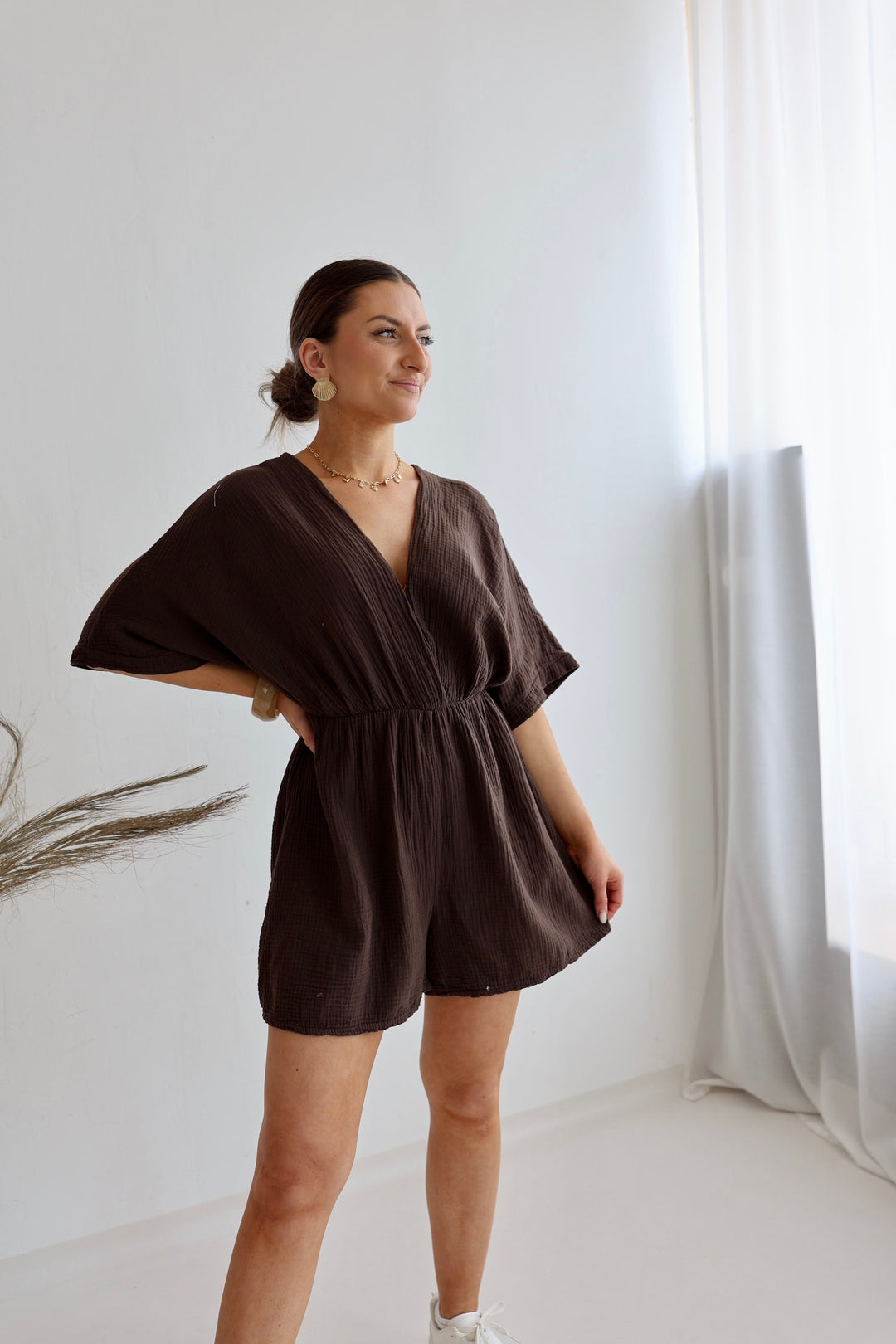Musselin-Jumpsuit mit V-Ausschnitt Mara