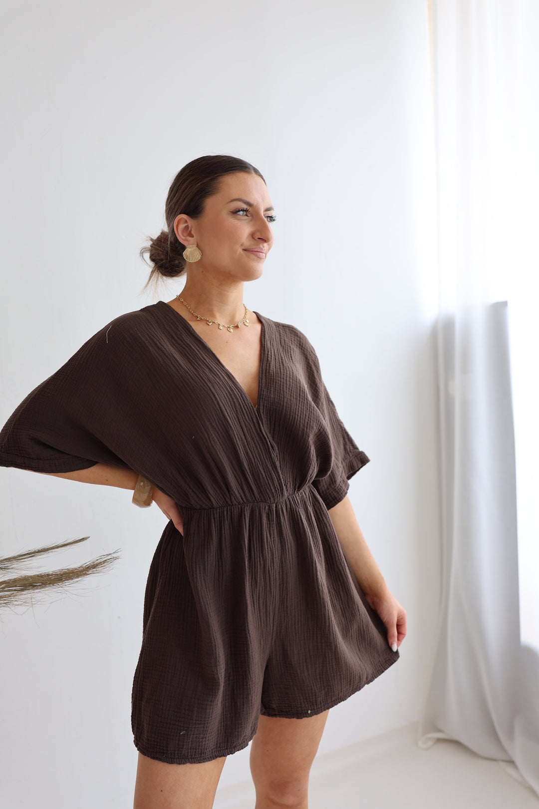 Musselin-Jumpsuit mit V-Ausschnitt Mara